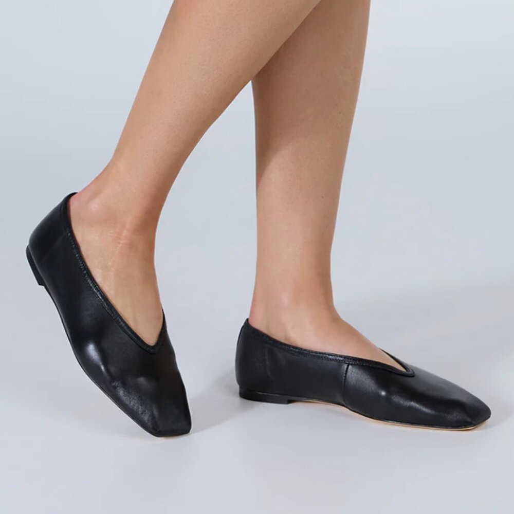 NEW Tony Bianco "Bianca" Black Leather Flats SIZE 8 - $155 MSRP